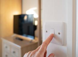 Elektrik tasarrufu nasıl yapılır? Elektrik faturasının az gelmesi için ne yapılmalı? Elektrik tasarrufu için yapılması gerekenler