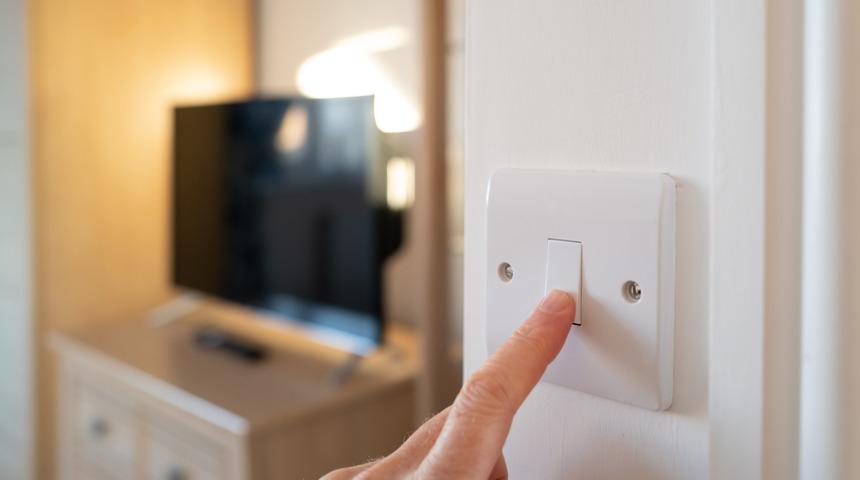 Elektrik tasarrufu nasıl yapılır? Elektrik faturasının az gelmesi için ne yapılmalı? Elektrik tasarrufu için yapılması gerekenler