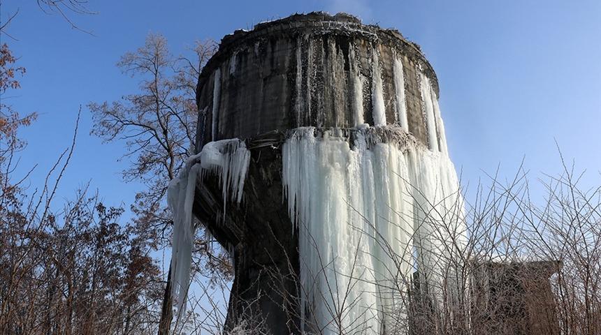 Ağrı’da dondurucu soğuklar etkisini sürdürüyor