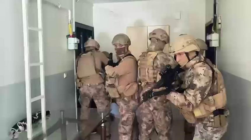 Bingöl merkezli 3 ilde DEAŞ operasyonu: 12 gözaltı