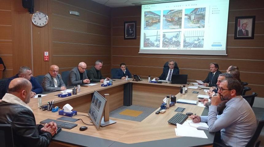 Kocaeli'de son kullanma tarihi geçmiş ürünleri satan marketlere ceza