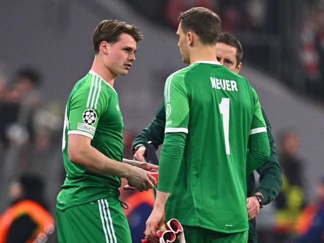 Bayern Münih'e Neuer'den kötü haber