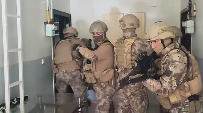 Bingöl merkezli 3 ilde DEAŞ operasyonu