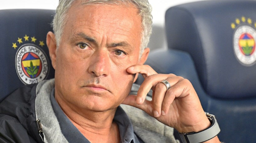 Fenerbahçe'de Rangers karşısında beklenmedik sakatlık! Yıldız isim sadece 15 dakika oynayabildi