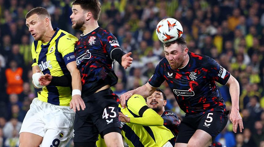Fenerbahçe Kadıköy'de istediğini alamadı! Sarı-Lacivertliler Rangers'a 3-1 mağlup oldu