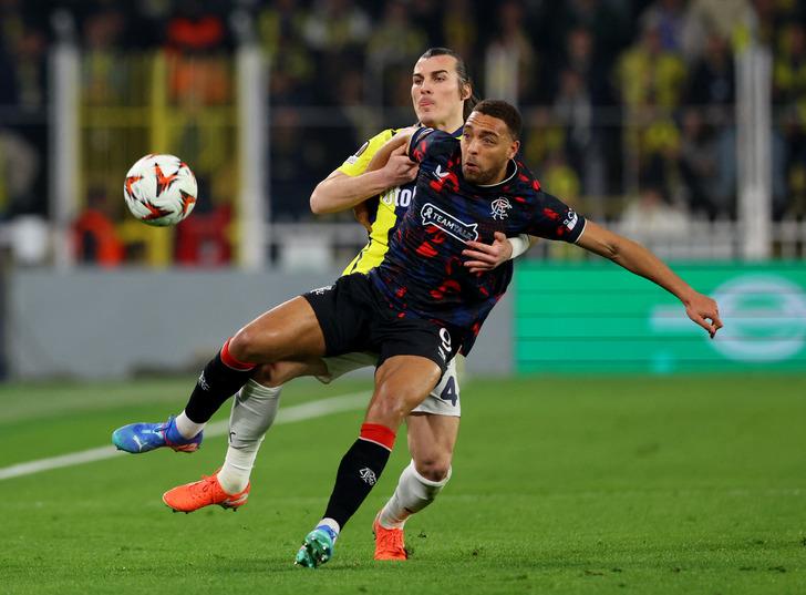 Fenerbahçe Teknik Direktörü Jose Mourinho'nun Rangers yenilgisi sonrası o soruya verdiği tepki olay oldu!  G2