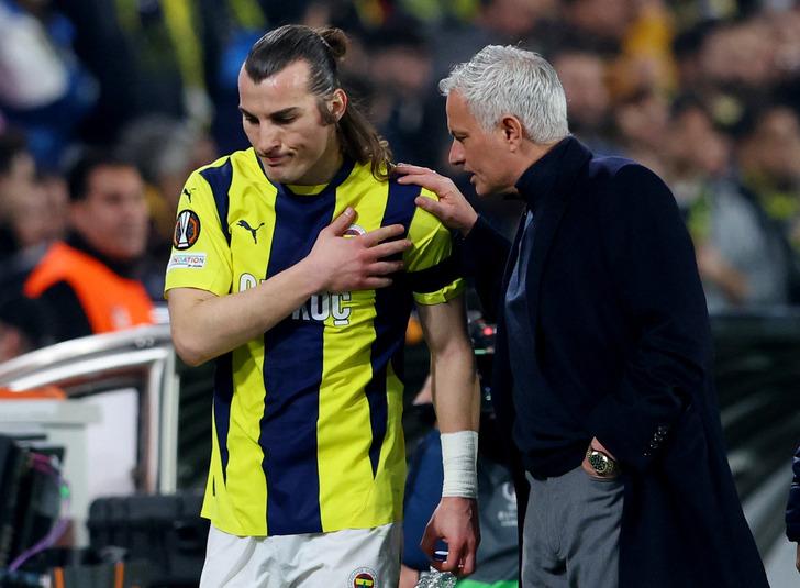 Fenerbahçe Teknik Direktörü Jose Mourinho'nun Rangers yenilgisi sonrası o soruya verdiği tepki olay oldu!  G5
