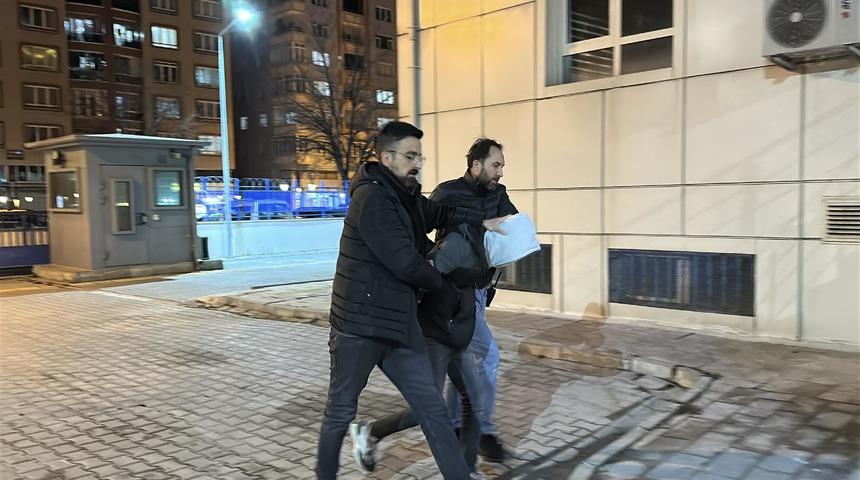 Darbettiği kişinin görüntülerini sosyal medyada paylaştı! Gözaltına alındı