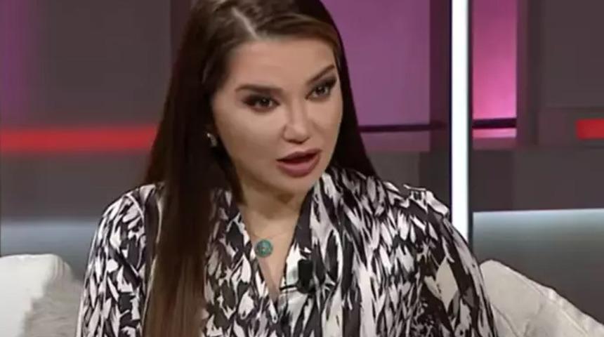 Hatlar karıştı! Esra Ezmeci'ye Ramazan sorusu geldi sosyal medyada yorum yağdı: Nihat Hatipoğlu ile karıştırdı