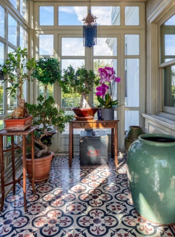 Mustafa Koç’un eşi Caroline Koç Kandilli'deki Boğaz manzaralı köşkünün kapılarını ilk kez açtı! Görenler hayran kaldı G3