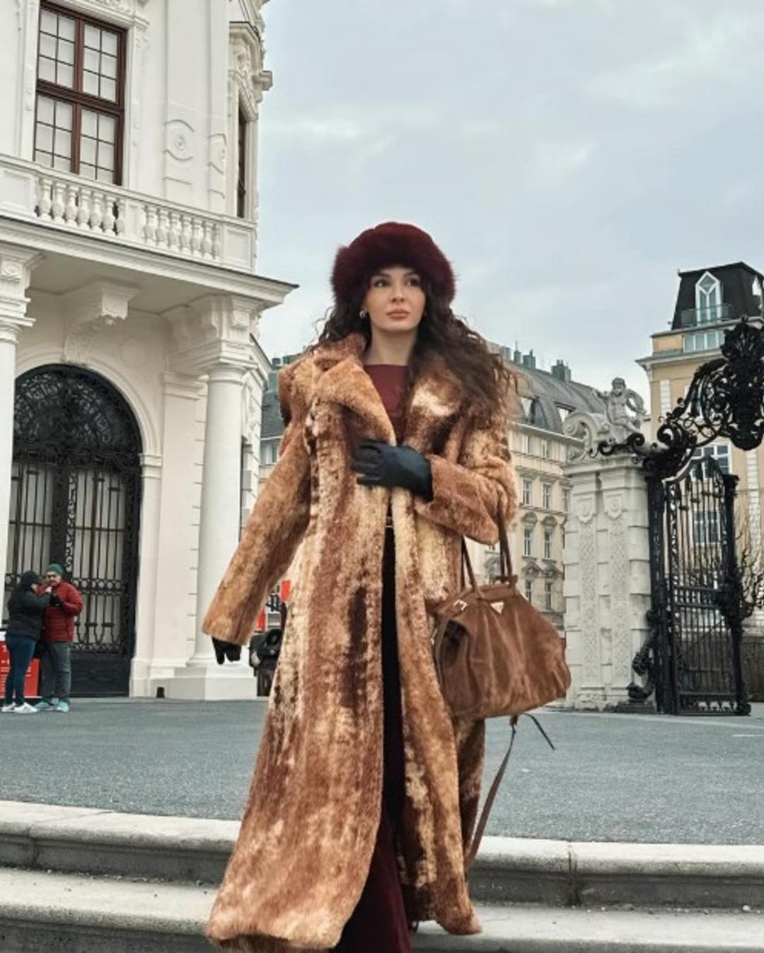 Dizisi erken final yapmıştı! Ebru Şahin son pozları olay oldu! Beğeni yağdı 1