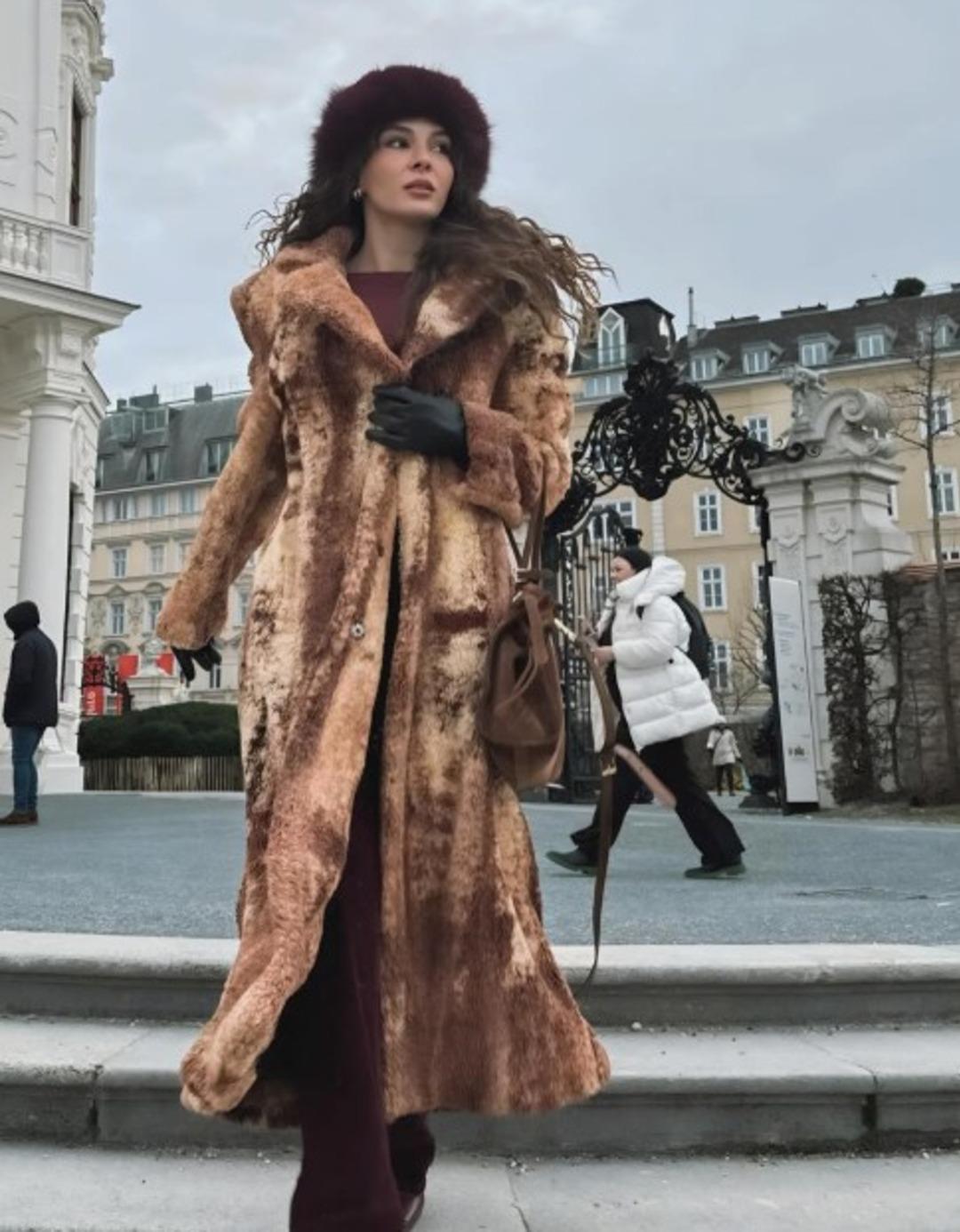 Dizisi erken final yapmıştı! Ebru Şahin son pozları olay oldu! Beğeni yağdı 4