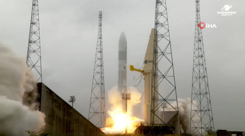 Ariane 6 roketi, ilk ticari görevini gerçekleştirdi: Fransa’ya ait askeri gözetleme uydusunu yörüngeye taşıdı