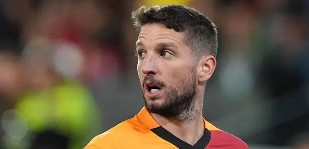 Galatasaray da Mertens depremi! Bu sefer kendisi ayrılmak istediğini yönetime bildirdi... 2