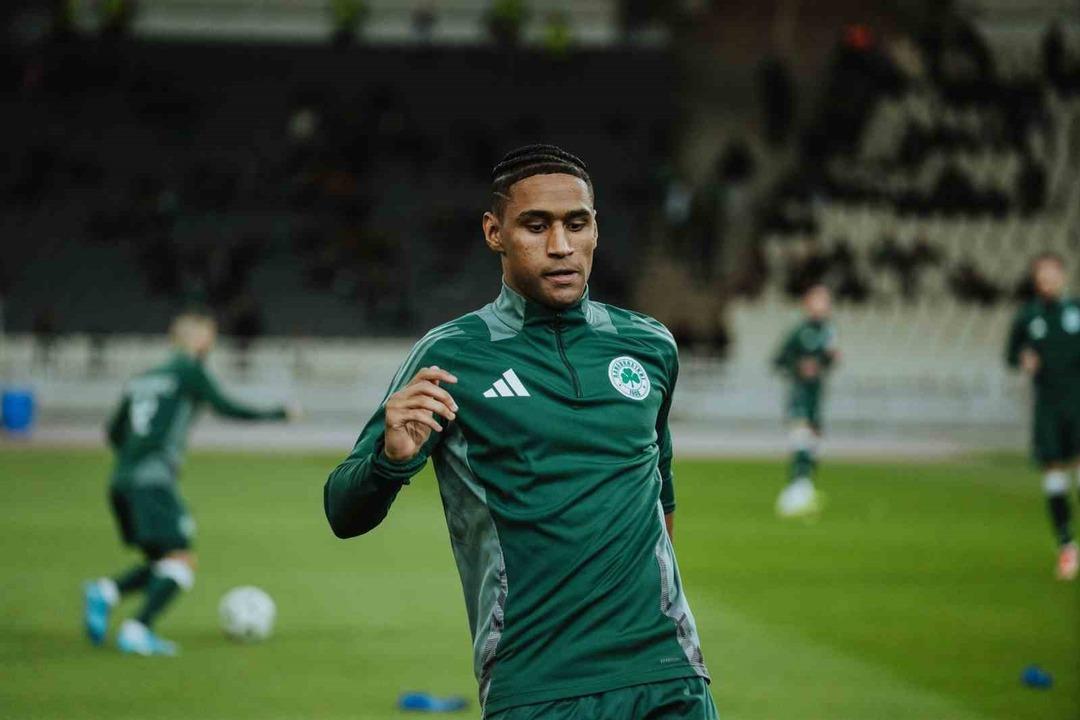 Tete, Panathinaikos’ta kariyer sezonunu geçiriyor 1