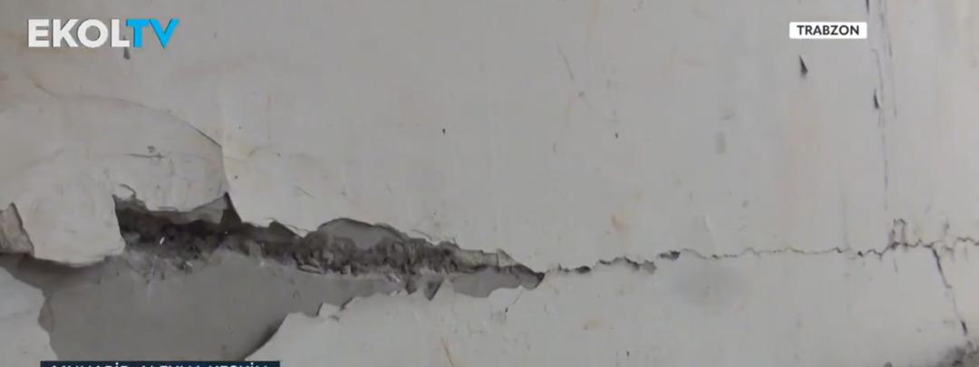 Trabzonspor un stadı çöküyor! Görüntüler korkutan cinsten! Uzmanlar uyardı... Acil önlem alınması gerekiyor 3