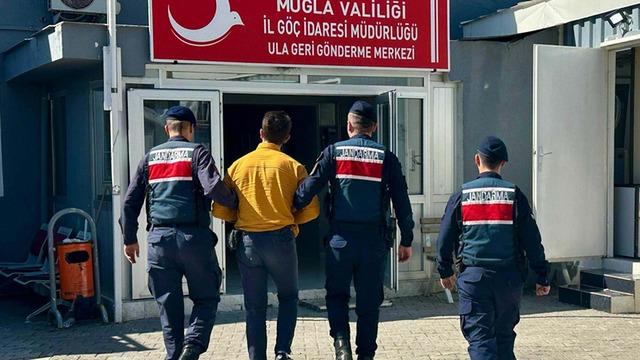 Kırmızı bültenle aranıyordu, Fethiye'de yakalandı