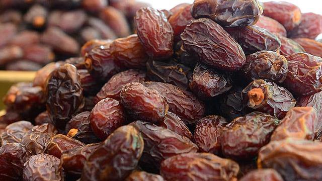 Sağlık risklerine dikkat! Ramazan'da hurmalarda glikoz şurubu uyarısı: Kanserojenik etkiye sahip olabiliyor Uzmanlar uyardı…
