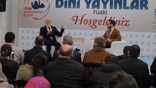 Çay sohbet muhabbet söyleşilerine yoğun katılım: Ramazan arınma mevsimidir  