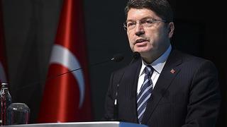 Bakan Tunç: Şehit ailelerimizi üzecek hiçbir adım atmayız