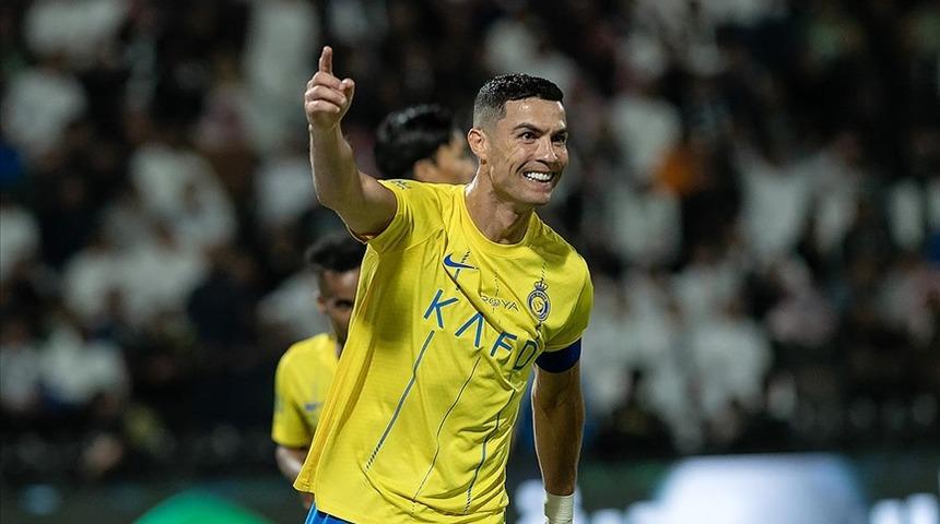 Cristiano Ronaldo kendisine benzerliği ile bilinen "Türk Ronaldo" lakaplı hayranına olay sözler! Kameralara yansıdı...
