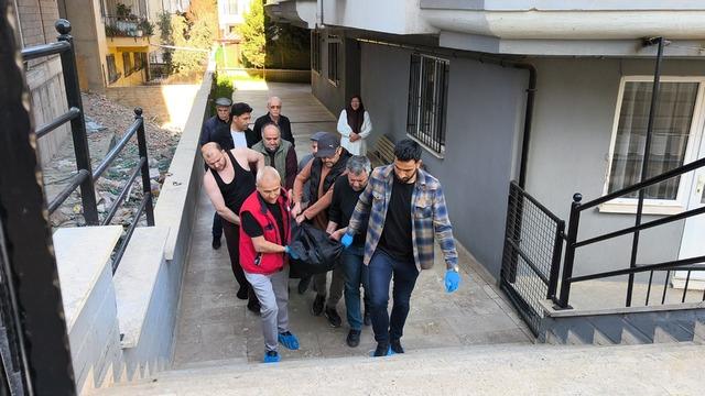 Denizli'de yaşlı adam evinde eşi tarafından ölü bulundu!