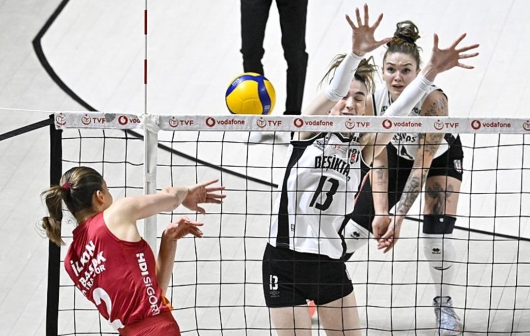 Galatasaray Daikin, derbide Beşiktaş a set vermedi! 1