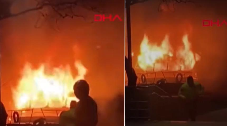 Fatih'te 2 teknede çıkan yangın ekiplerin hızlı müdahalesiyle söndürüldü