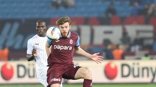 Trabzonspor'a şok mağlubiyet! Taraftarlar isyan etti... İstifa çağrısı