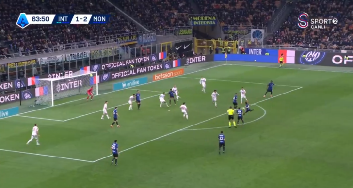 İtalya'nın dilinde varsa yoksa Hakan Çalhanoğlu! Attığı golle bir kez daha kendisine hayran bıraktı... G4