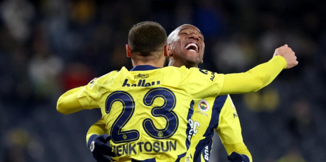 Cenk Tosun transferinde beklenmedik gelişme! Japon ekibine imza atacakken Mourinho araya girdi 2