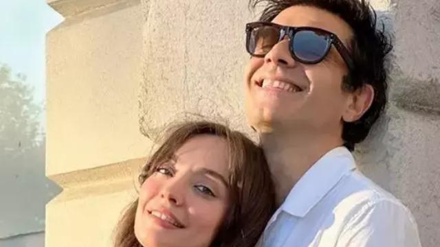 Cansel Elçin 40 günlük oğlu Atlas ile poz verdi! Beğeni yağdı