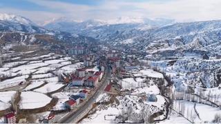 Valilik Tarihi ve doğasıyla büyüleyen Hizan diyerek o görüntüleri paylaştı