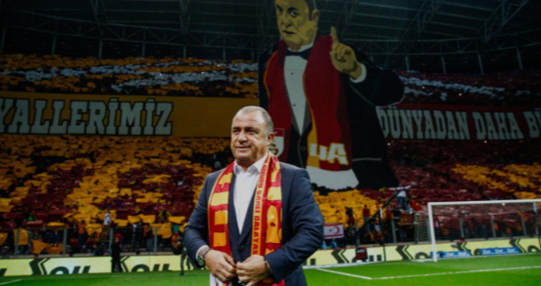 Fatih Terim Süper Lig deki şampiyonluk yarışına dair ilk kez konuştu! Söylediği sözler ortalığı karıştırmaya yetti... Fenerbahçeli taraftarlar ayaklandı 1