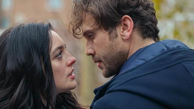 Deha'nın İmre'si Melis Sezen ve Aras Bulut İynemli’nin arasının bozuk olduğu söyleniyordu! Bomba poz