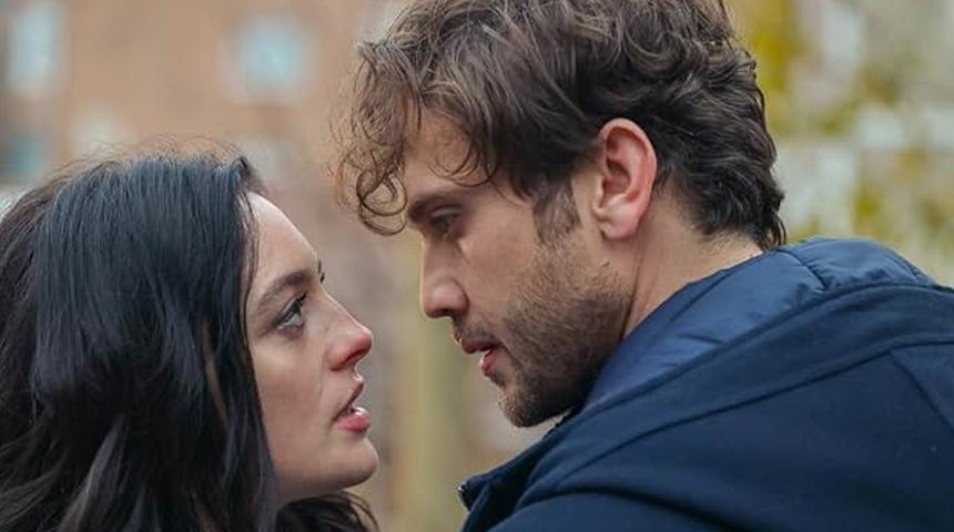 Deha'nın İmre'si Melis Sezen ve Aras Bulut İynemli’nin arasının bozuk olduğu söyleniyordu! Bomba poz