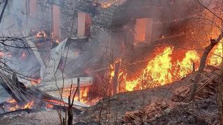 Sütçüler'de çıkan ev yangını itfaiye ekiplerince söndürüldü