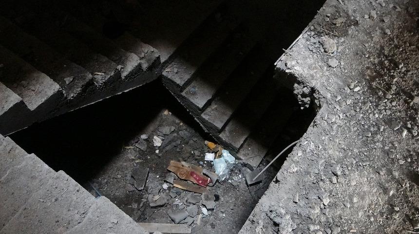 Malatya'da korkunç olay! Çalıştığı yerin 4'üncü katından merdiven boşluğuna düşen işçi hayatını kaybetti