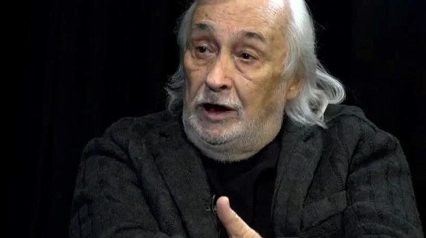 Müjdat Gezen antidepresana başladığını böyle duyurdu: Yazacaklarımdan ben sorumlu değilim