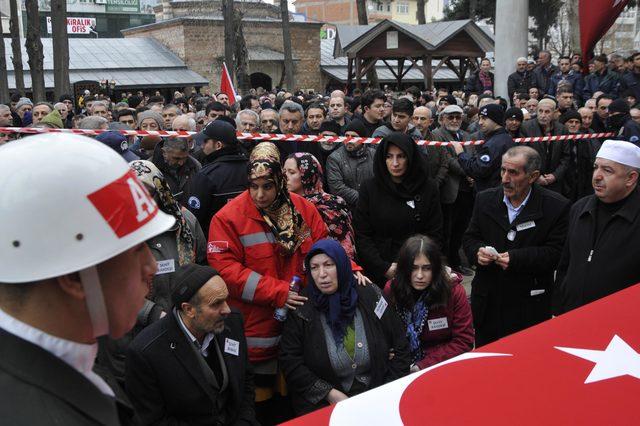 Çukurca şehidini Gebze'de on binler uğurladı