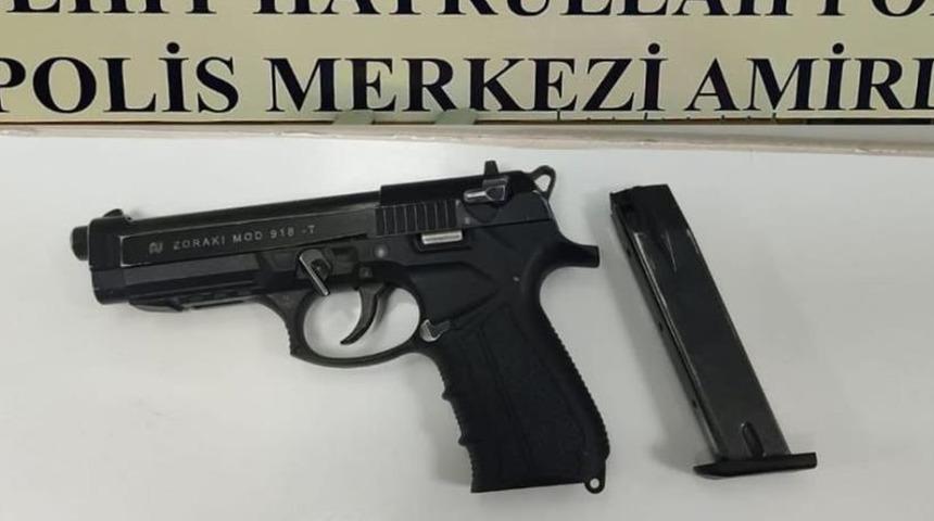 Bingöl’de ruhsatsız tabanca ve uyuşturucu madde ele geçirildi