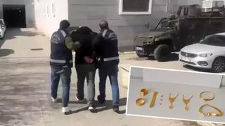 Dolandırıcılık suçundan her yerde aranıyordu! Sahte altınla yakalandı