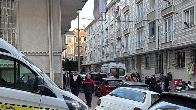 Esenyurt'ta korkunç olay! Eski eşini bıçakla öldürüp, intihar etti