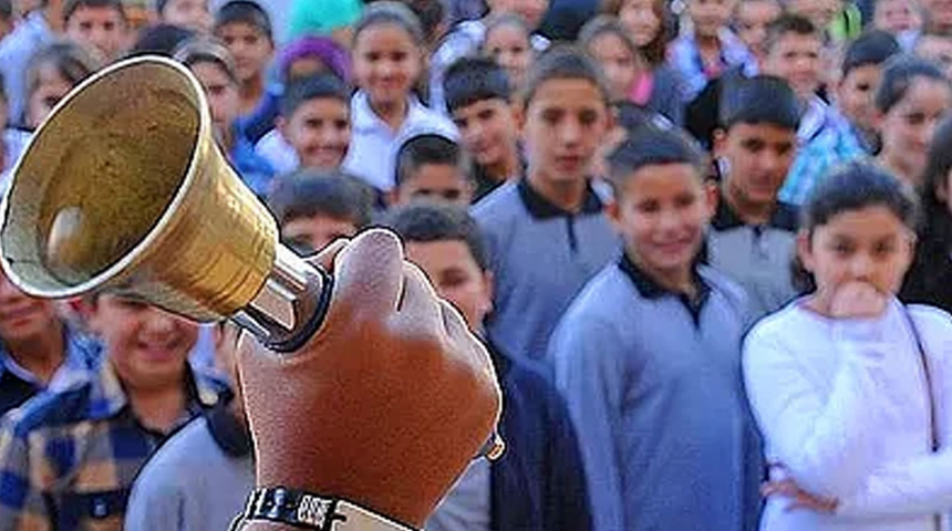 Sakarya'da akılalmaz olay! Okul zilinden rahatsız oldu müdüre dehşeti yaşattı! 