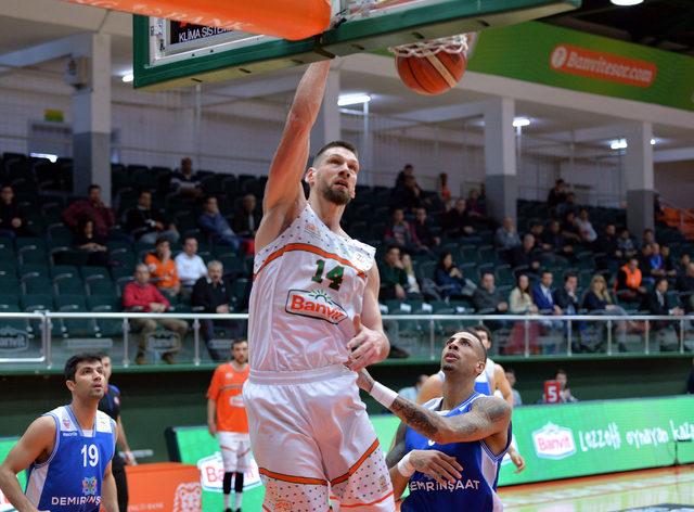 Banvit - Demir İnşaat Büyükçekmece: 84-89