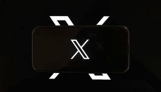 Grok y&uuml;z&uuml;nden X'in "yasaklanma" ihtimali masada!