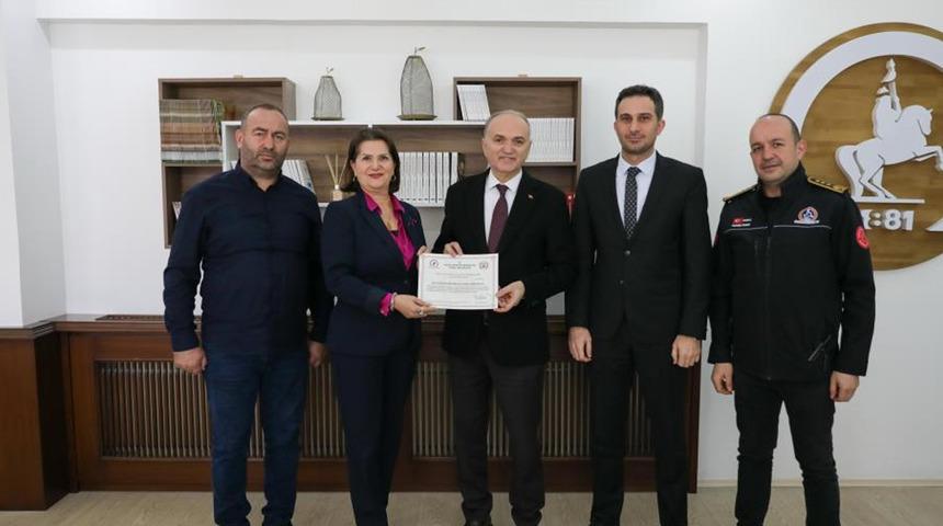 Baca temizleme personellerinin eğitimi tamamlandı! Sertifikalarını aldılar