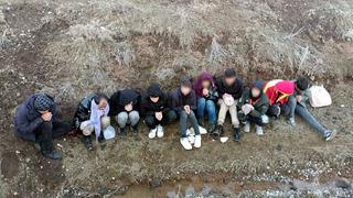 Bitlis’te kaçak göçmenler yakalanıp sınır dışı edildi
