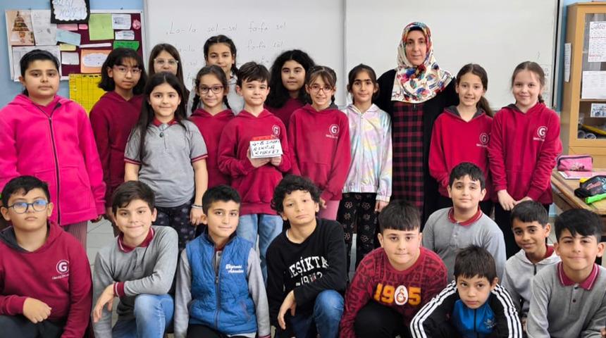 Gediz İlkokulu öğrencilerinden Ramazan ayına özel dayanışma kampanyası: 'Askıda kıyafet' projesi   