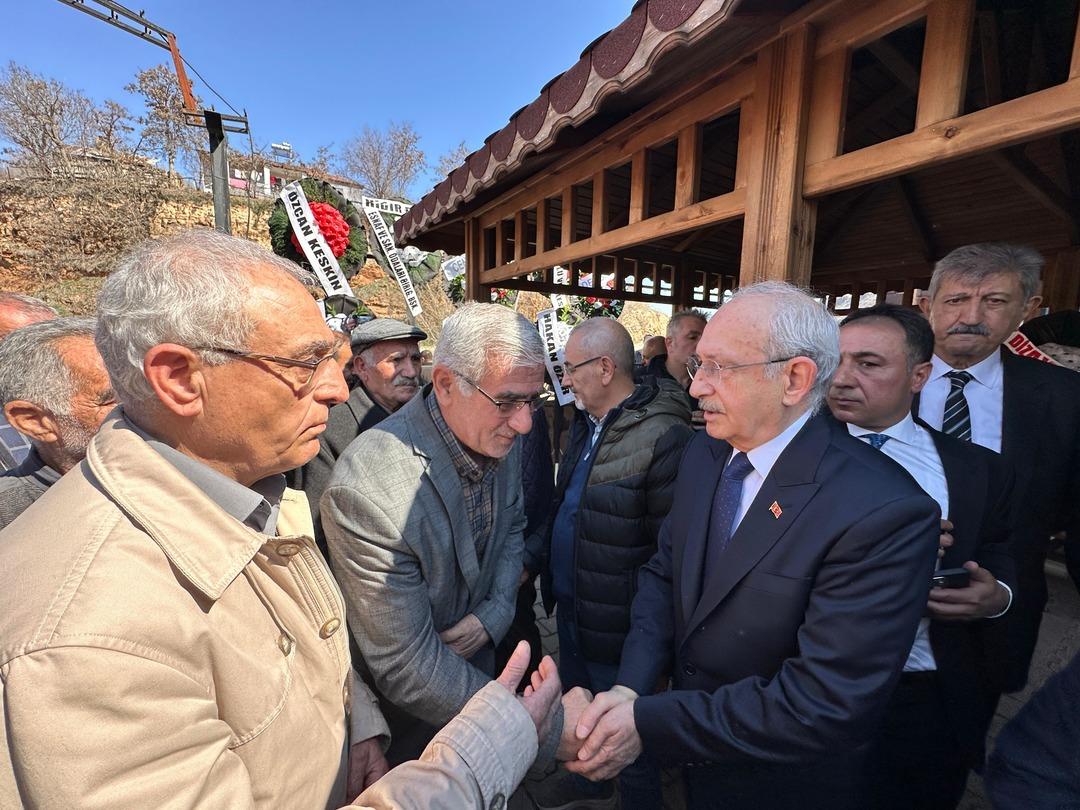 KILICDAROGLU-KUZENININ-CENAZE-TORENINE-_605161_179080